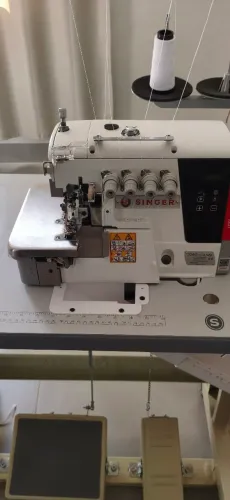 OVERLOCK DIREC DRIVE NOVINHA COM NOTA E GARANTIA