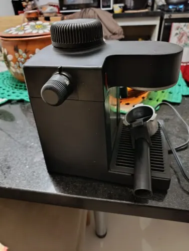 Cafeteira Expresso Maker PEM585 120V - Excelente Estado