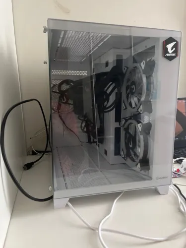 Gabinete Gamer Husky branco com vidro panorâmico + fans ARGB
