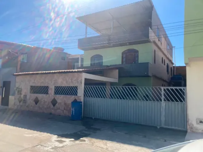 Duas casa em Marataizes (bairro Belo Horizonte)