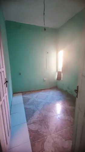 Quarto para alugar na av. Itaúba