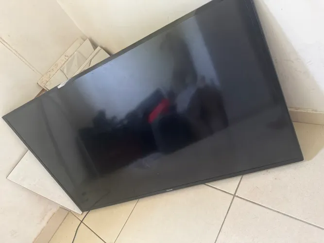Tv pra conserto ou retirada de peças 50 polegadas Samsung 