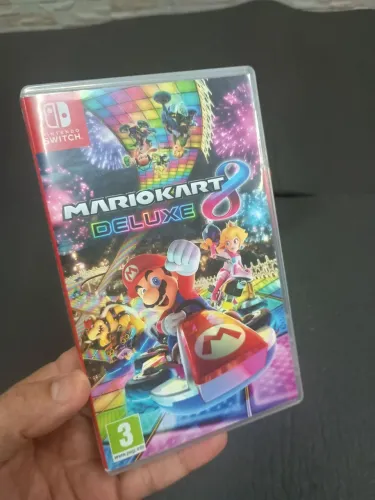 Mário Kart 8 Deluxe - Nintendo Switch