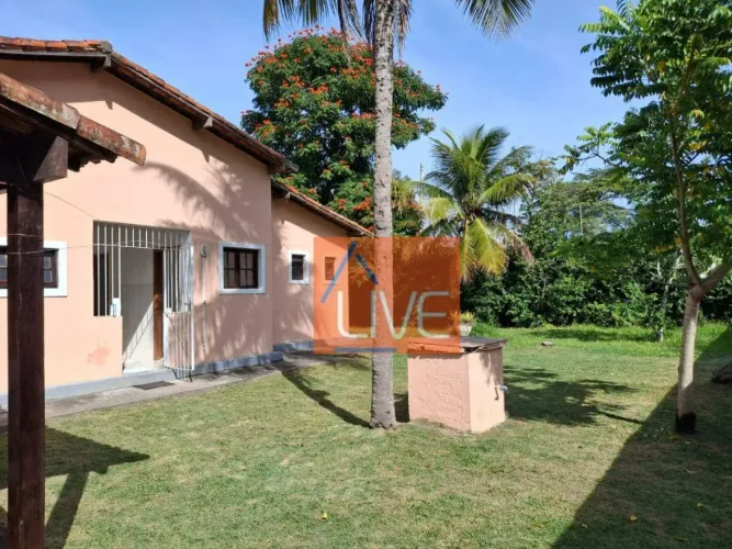 lIVE VENDE: Casa em condomínio com 3 quartos, sendo 1 suíte e 4 vagas. 150 m² por R$ 750.0