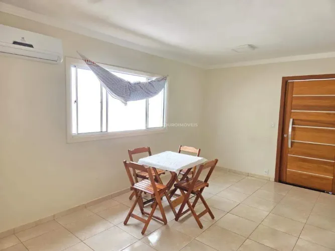 Casa à Venda no Condomínio Portal Beija-Flor.