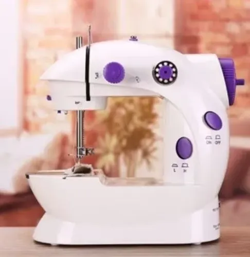Máquina de costura infantil portátil, elétrica e a pilhas