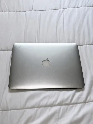 MacBook Air 2017 i5 8GB 256GB SSD - Apenas 160 Ciclos - Ótimo Estado
