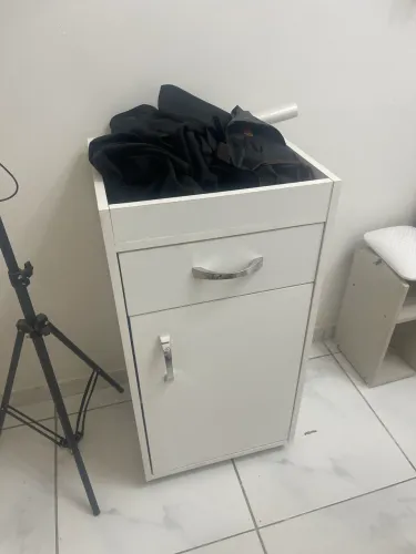 Vendo carrinho auxiliar 1 mês de uso