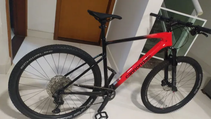 CANNONDALE CARBON 4XL ZERO KM nunca foi usada com nota fiscal somente essa semana 12900