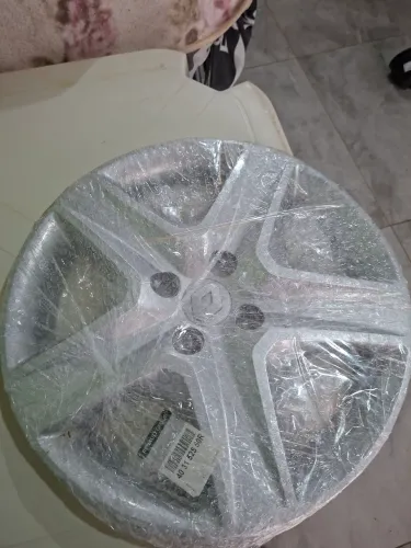Calota nova para Sandero ou Stepway. Aro 16.