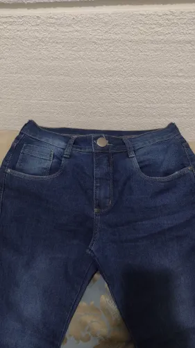 Vendo Calça jeans Nova