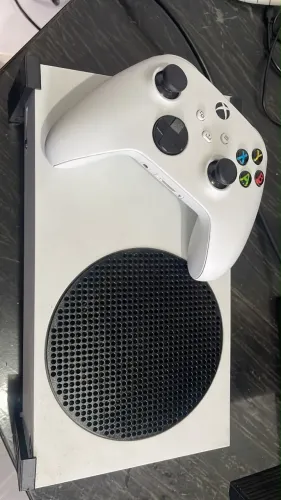 Xbox Series S 512GB dois controles