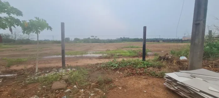 Área urbana avenda 56 mil M² R.Canindé