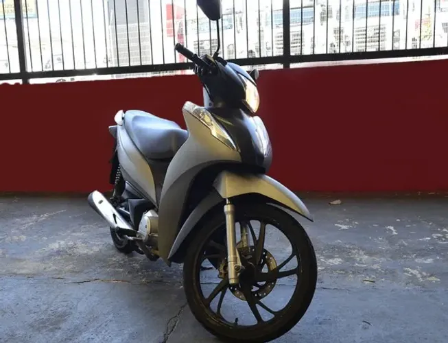 HONDA BIZ 125 EX 2024