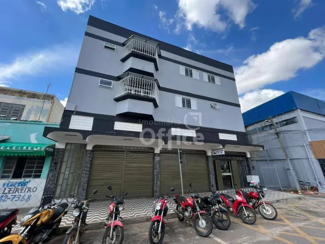 Apartamento com 1 dormitório para alugar, 45 m² por R$ 1.000/mês - Setor Central - Anápoli