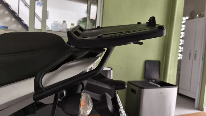 Suporte para baú GIVI