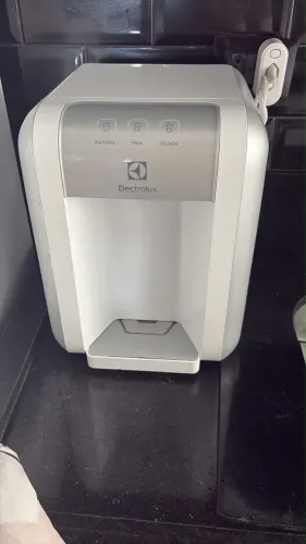 Purificador Electrolux PE11B com refil novo ? não está gelando