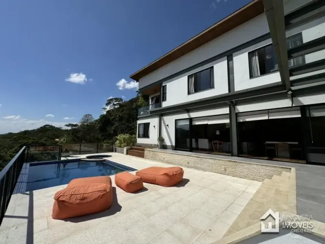 Casa em Condomínio- Petrópolis, Itaipava