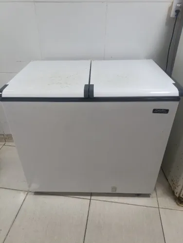 Freezer horizontal duas portas 