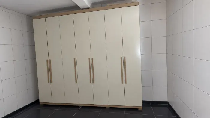 Vende se guarda roupa