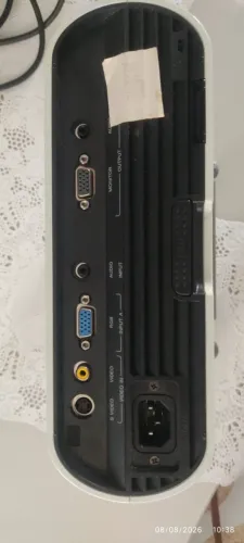 Projetor Sony VPL-ES7 - Com Defeito - Para Conserto ou Retirada de Peças