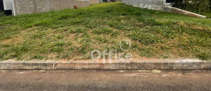 Terreno à venda, 300 m² por R$ 300.000 - Residencial Campos Do Jordão - Anápolis/GO