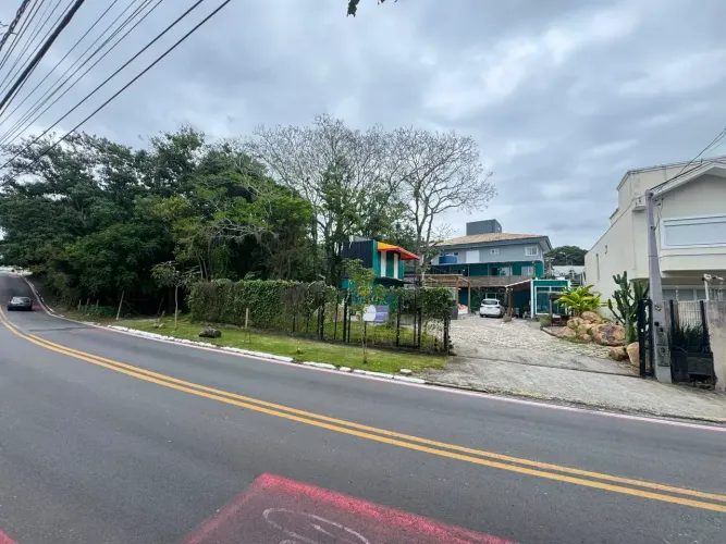 Lote/Terreno para venda possui 500 metros quadrados em Canasvieiras - Florianópolis - Sant