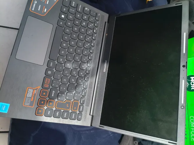 Vendo notebook positivo 800 reais