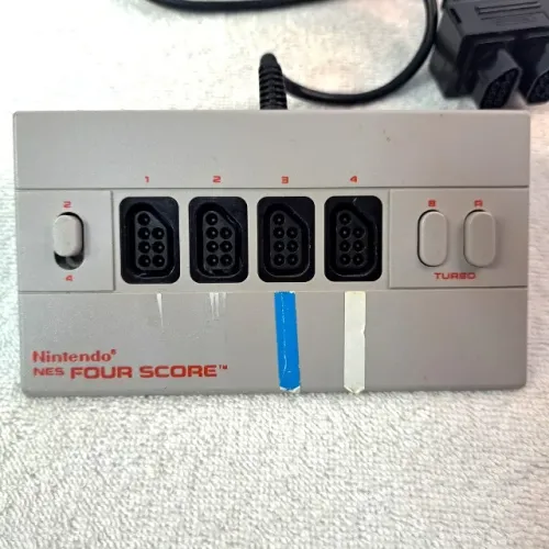 Multitap 4 controles para NES - Nintendo