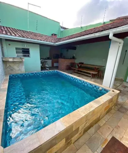 Vende-se casa no Bengui KF