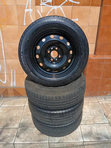 Pneus