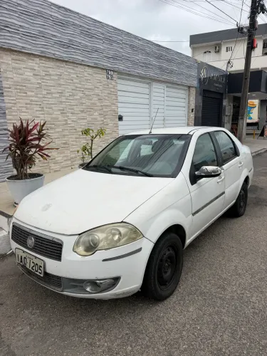 Fiat Siena Tetrafuel 1.4 MPI Fire Flex 8V 4P 2010