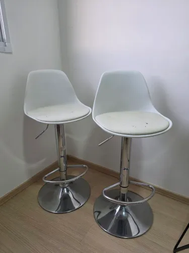 Banqueta Joly Giratória Base em Metal Cromado