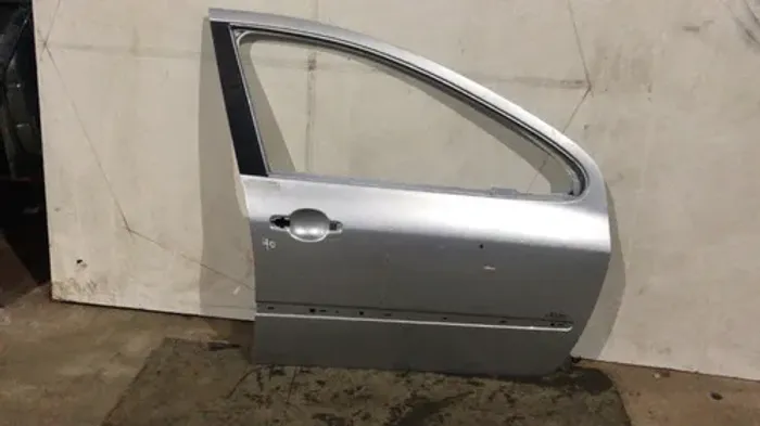 Porta D/d Peugeot 307 2012 C/ Detalhes Direito Prateado