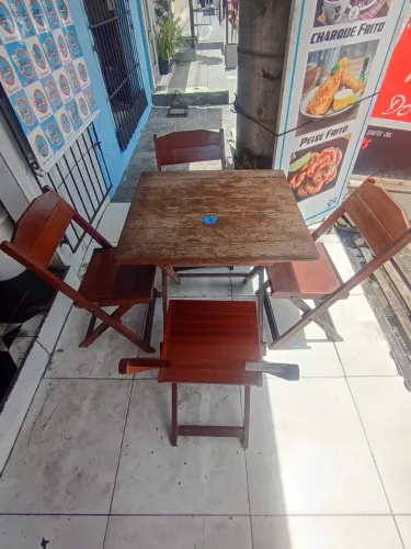 Mesa Angelin 4 cadeira