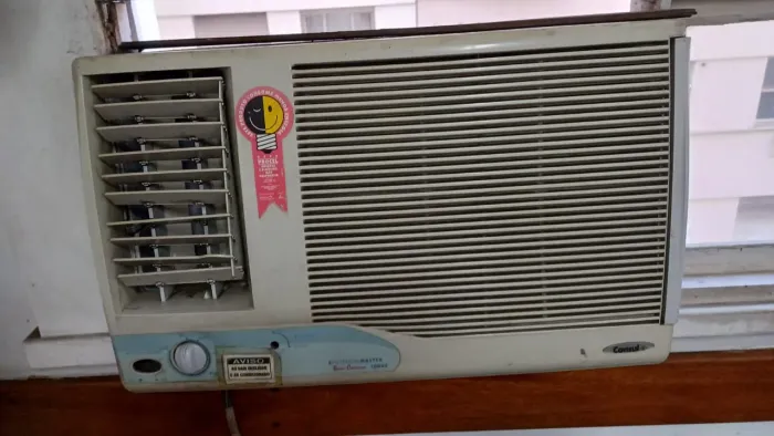Ar condicionado 10.000 BTUs 220v