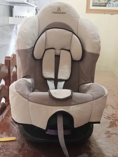 Cadeira infantil de carro para criança