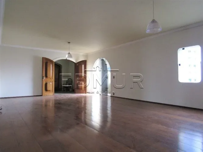 APARTAMENTO para VENDA com 262m² no bairro Vila Assunção com 3 quartos e 2 vagas. Santo An
