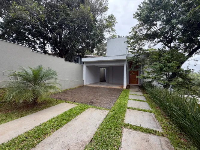 Casa a venda no Condomínio Village do Gramados 