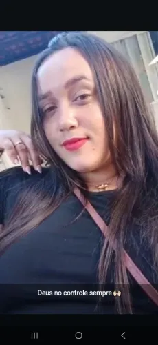 Ofereço meus serviços de Babá