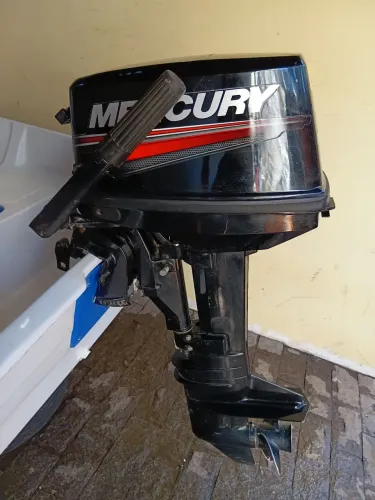 Motor de popa mercury 9.9hp + barco de fibra 3.5 metros