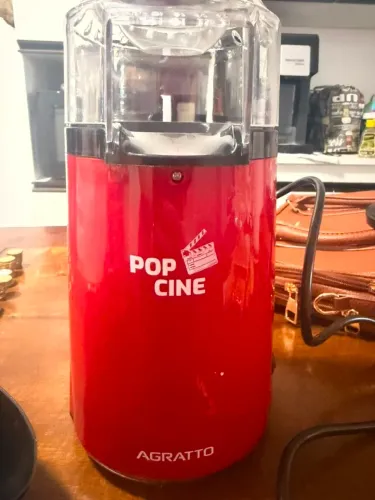 Pipoqueira elétrica 127v quase sem uso