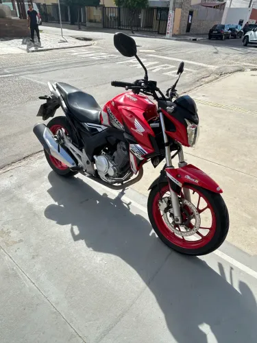 Twister 2021/2021 moto nova não deve nada com abs chave reserva e manual com 36 mil km