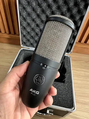 Microfone Condensador AKG P420