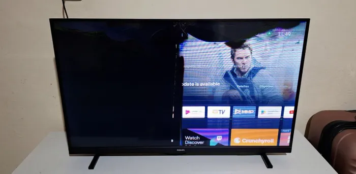 Smart Tv 32" Philips (com tela quebrada) mas Funcinando 