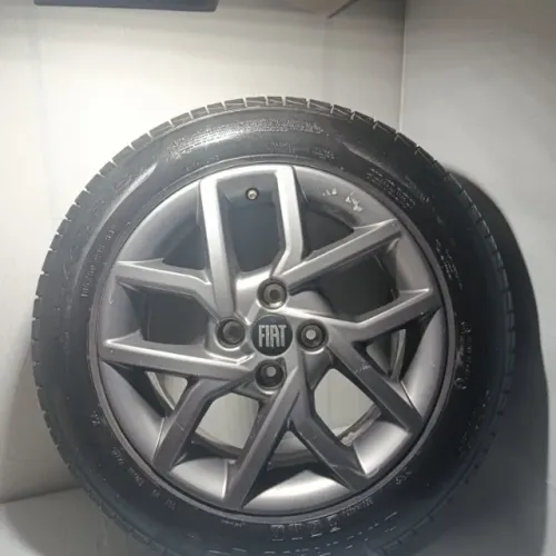 Roda Original Fiat Argo C/PNEU S-Design Aro 15 com Pneu185/6