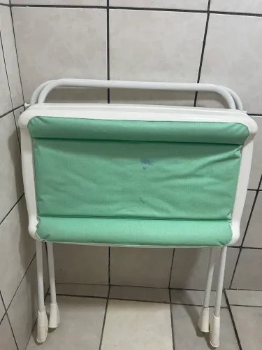 Banheira com Suporte e Trocador