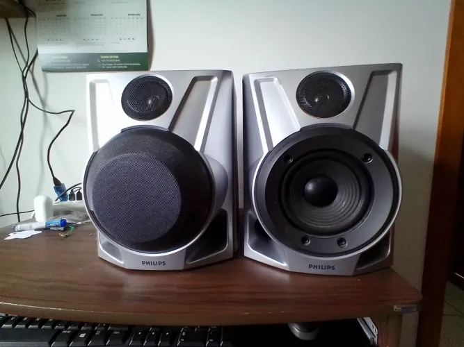 Par de Caixas Philips 6 ohms