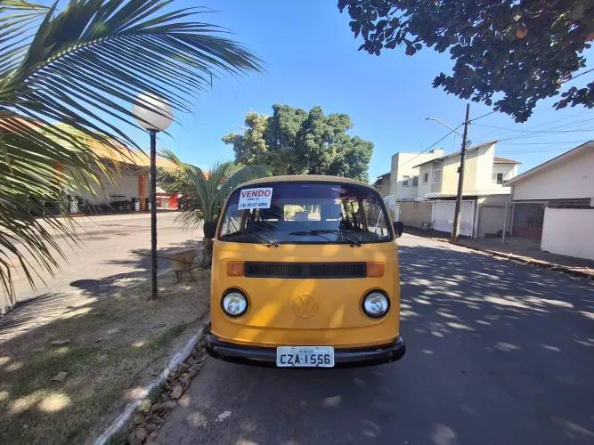 Volkswagen Kombi Standard/ Luxo/ Serie Prata 1994