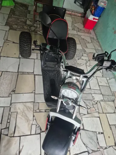 TRICICLO ELÉTRICO A VENDA